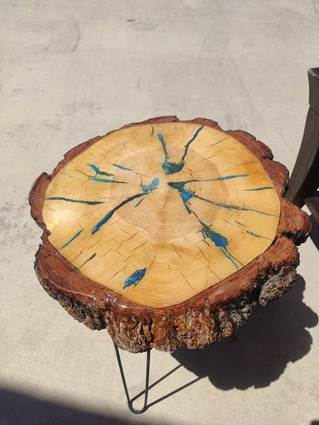 resin side table