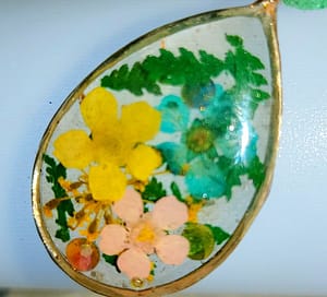 real flower resin jewelry
